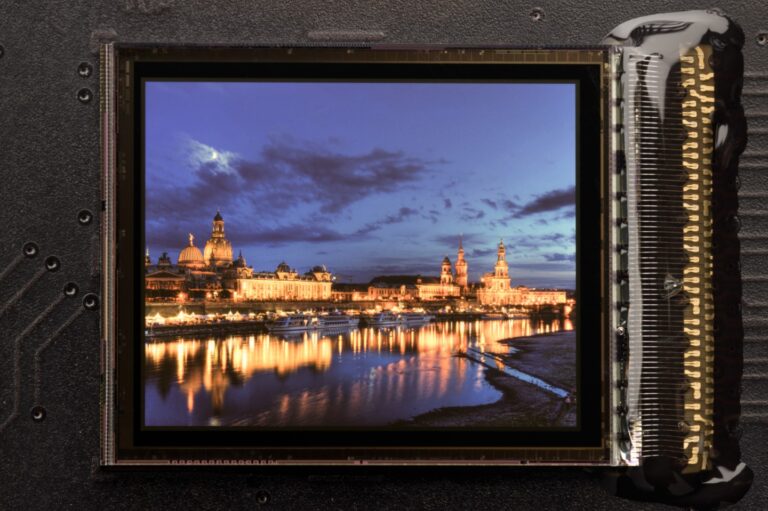 Microdisplay FraunhfoferIPMS 2 768x511